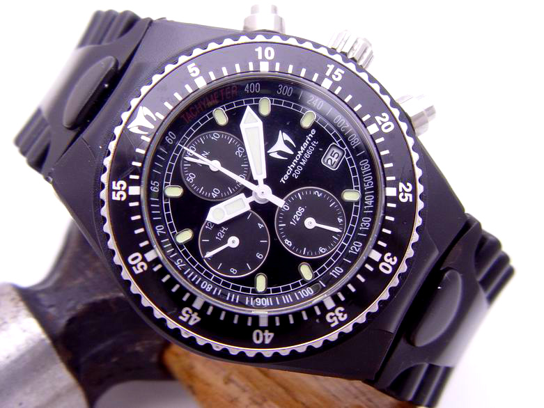 (070302-02)Techno Marine 200m/660ft Chronograph COOL Black Diver