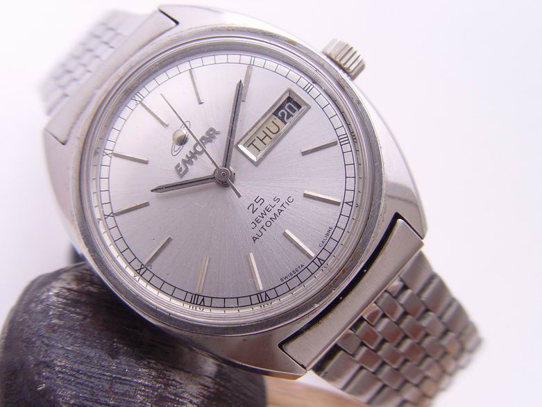 (070702-13) Enicar Date & Day*Shiny Dial*70's Auto Vintage